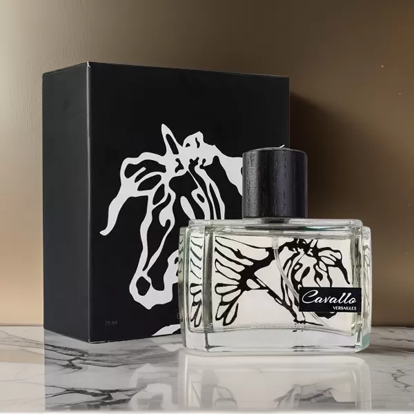 درباره عطر ورسای کاوالو اصل + قیمت (رایحه ای تند و شرقی)